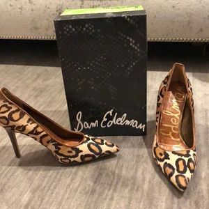 SAM EDELMAN LEOPARD PUMPS PORTNEY